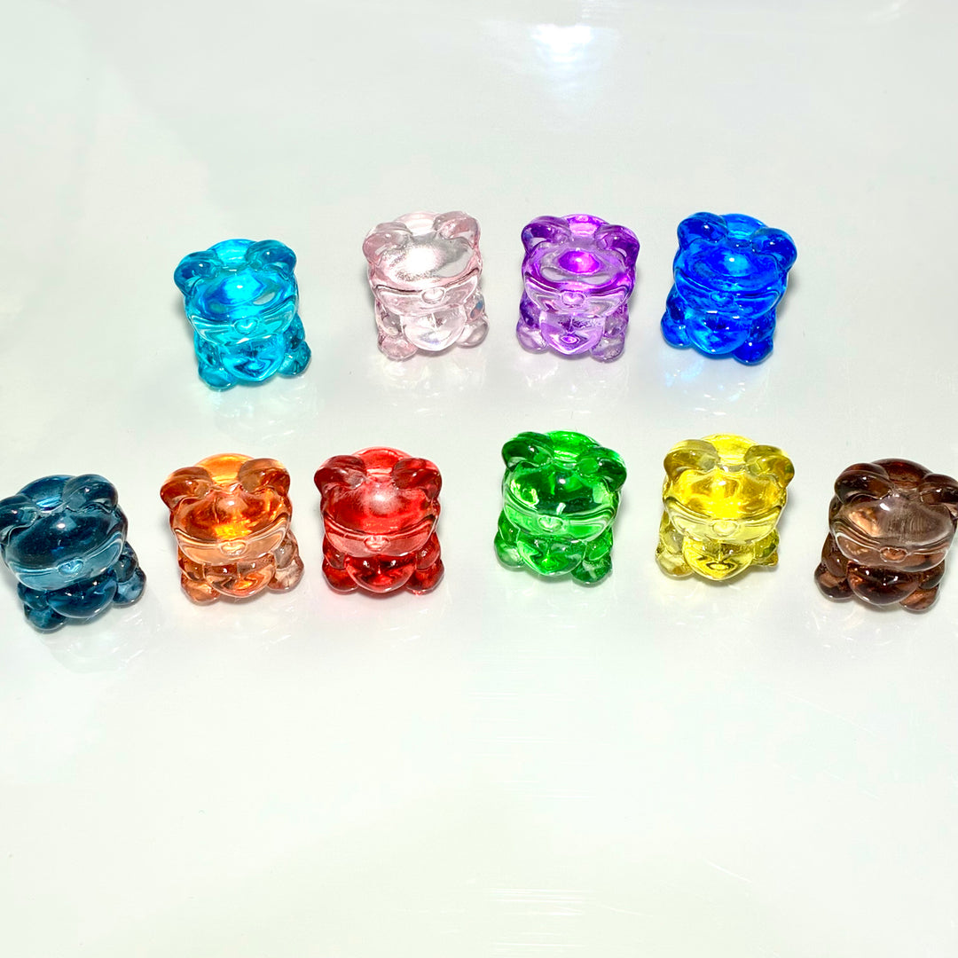 (Buy 1 Get 1) Carved Glass Bear 20mm*15mm