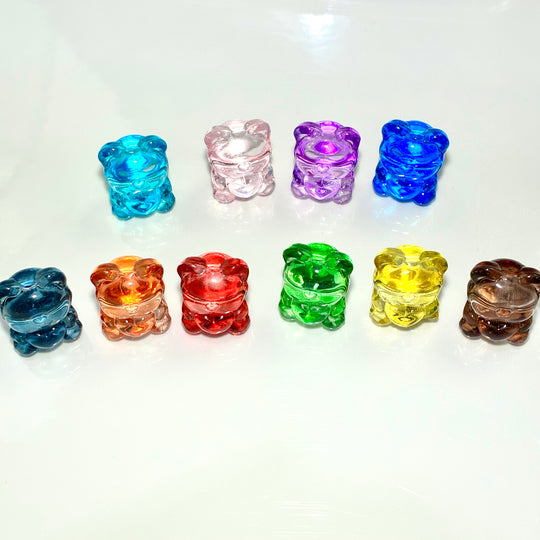 (Buy 1 Get 1) Carved Glass Bear 20mm*15mm