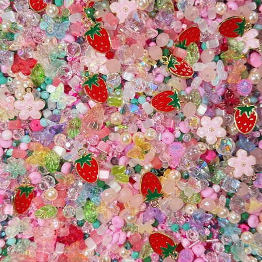 Strawberry Fairyland 🍓🌸