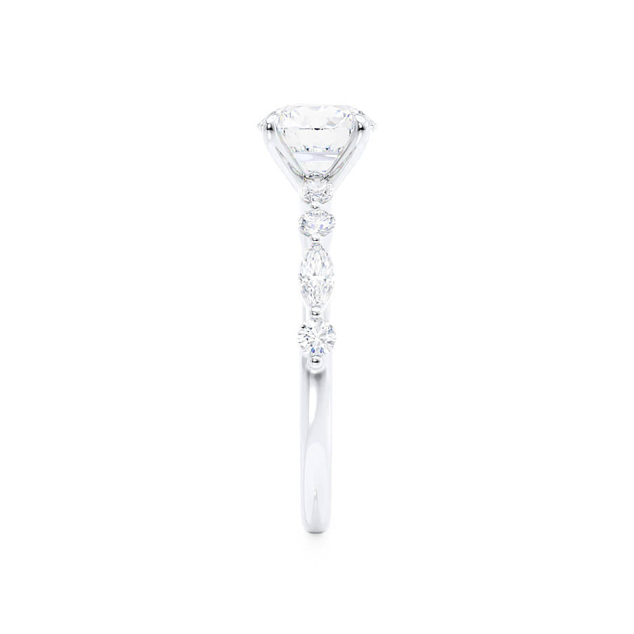 ASTER - Oval Lab Diamond Platinum Scatter Ring