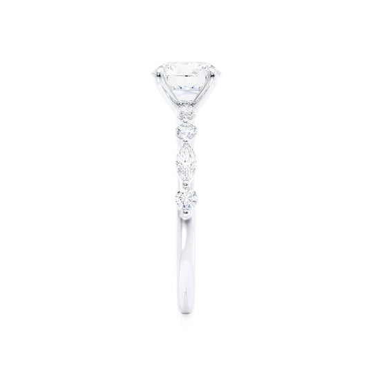 ASTER - Oval Lab Diamond Platinum Scatter Ring