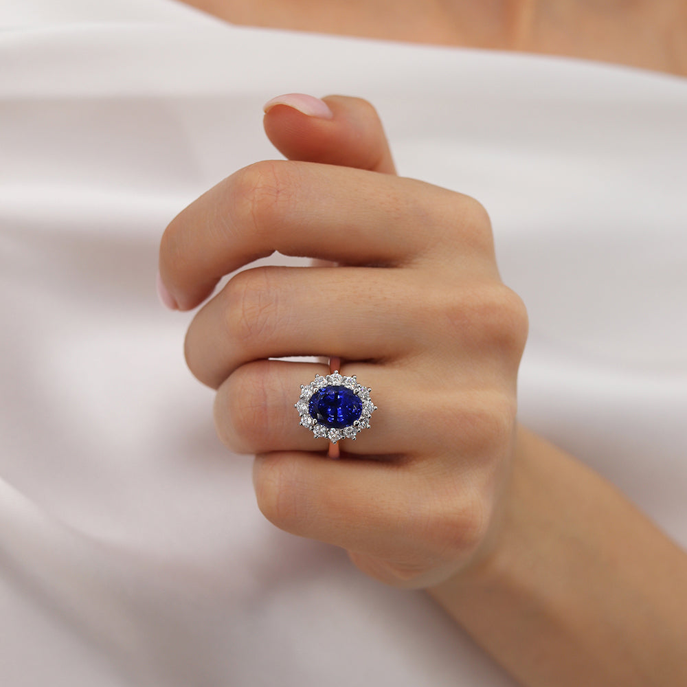 CORNFLOWER – Lab-Grown Blue Sapphire Halo Engagement Ring in 18k Rose Gold