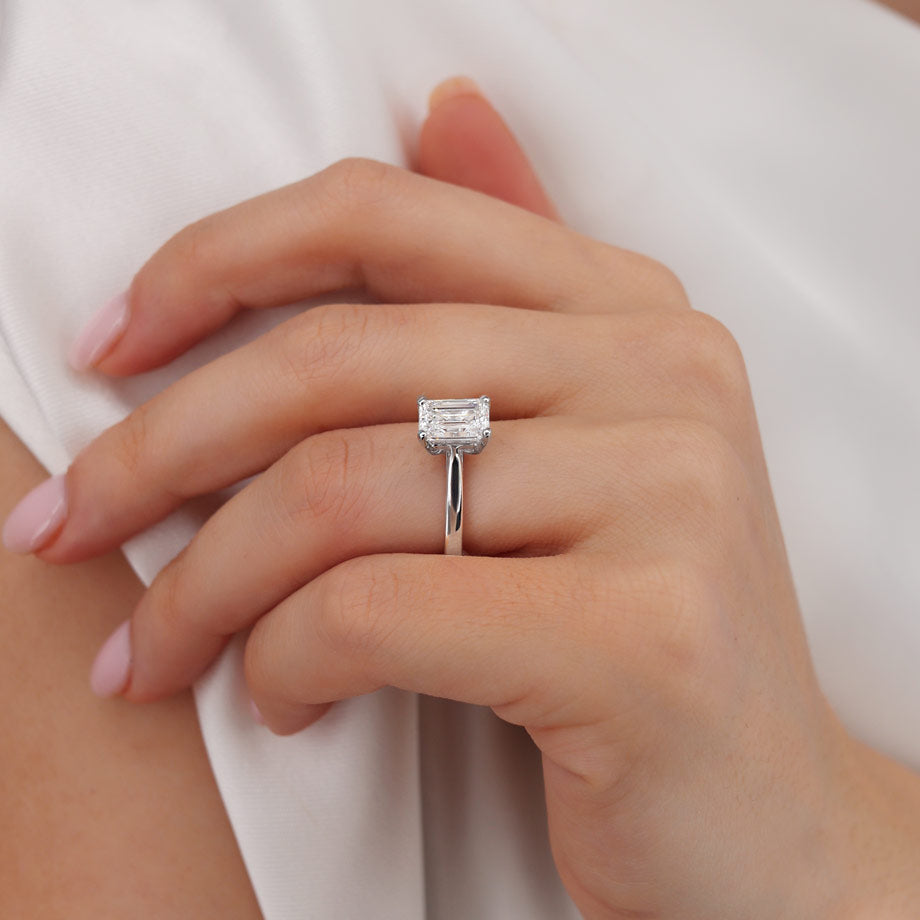 DAHLIA - Emerald Natural Diamond 18k White Gold Solitaire