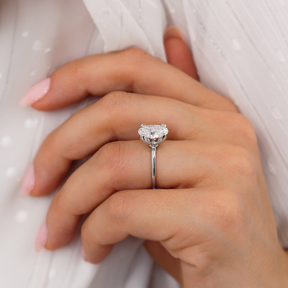 ORCHID - Oval Lab Diamond Platinum Petite Solitaire