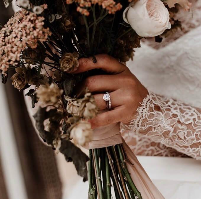 SIRIUS — Court Pavé Eternity Wedding Band in 18k Rose Gold