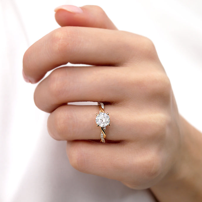 WISTERIA - Round Lab Diamond 18k Yellow Gold Vine Solitaire Ring